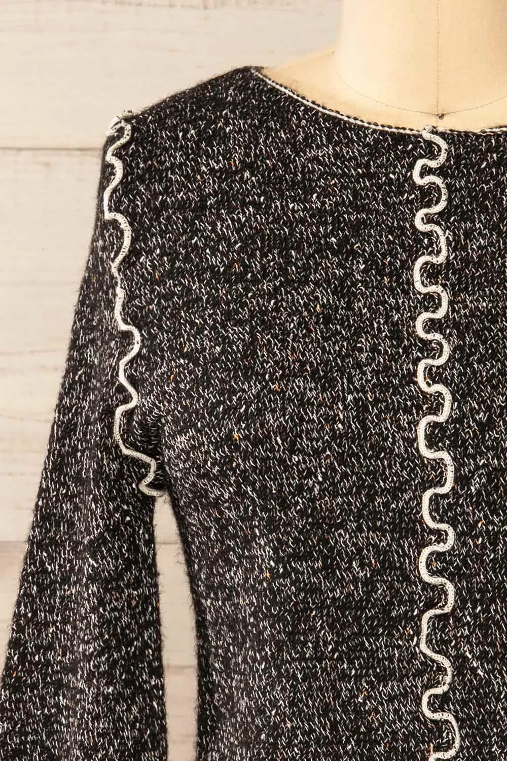 Castries | Black & White Long Sleeve Top w/ Frills