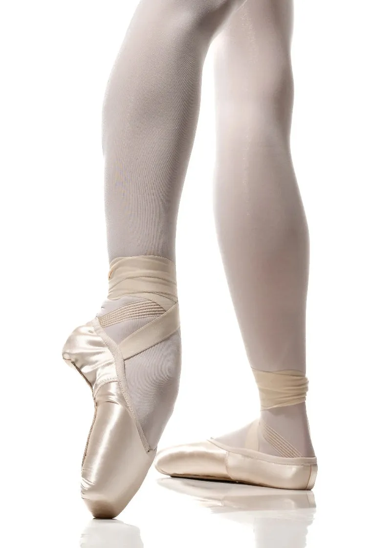 CL70 Arpeggia Low Vamp Pointe Shoe - Pink (Medium)