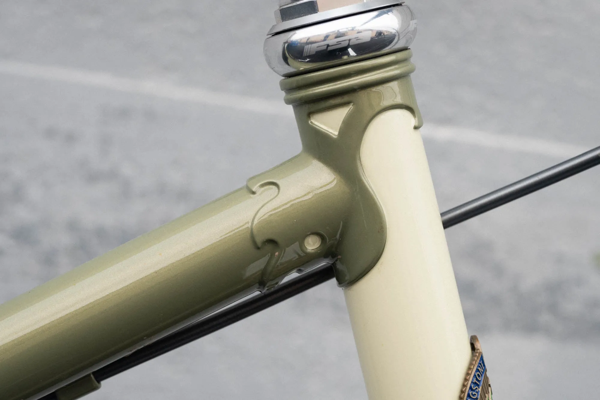 Frame - Lugged Susie W. Longbolts / Wolbis Slugstone