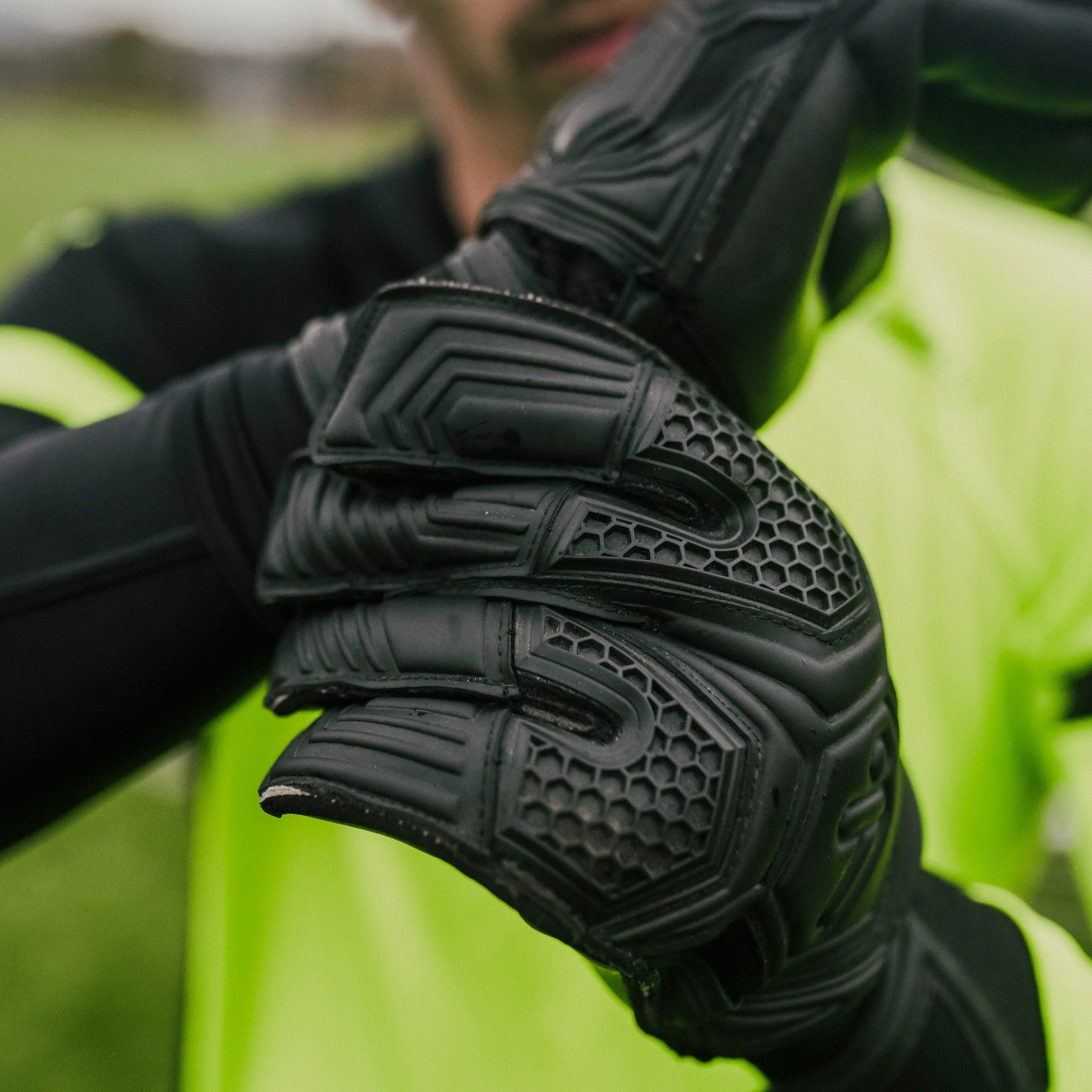 Gladiator Contender 3 Glove