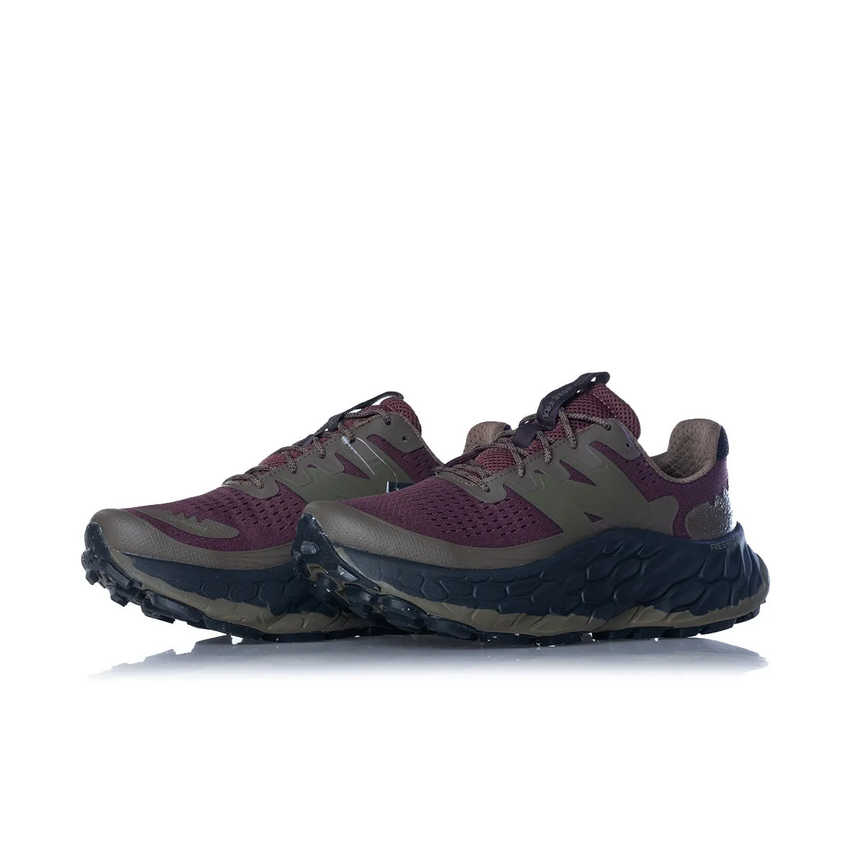 NEW BALANCE FRESH FOAM TRAIL MORE V3 MTMORNAD MAGNET VIBRAM OUTSOLE