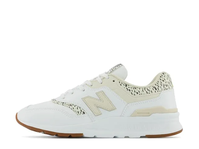 New Balance Women's 997H