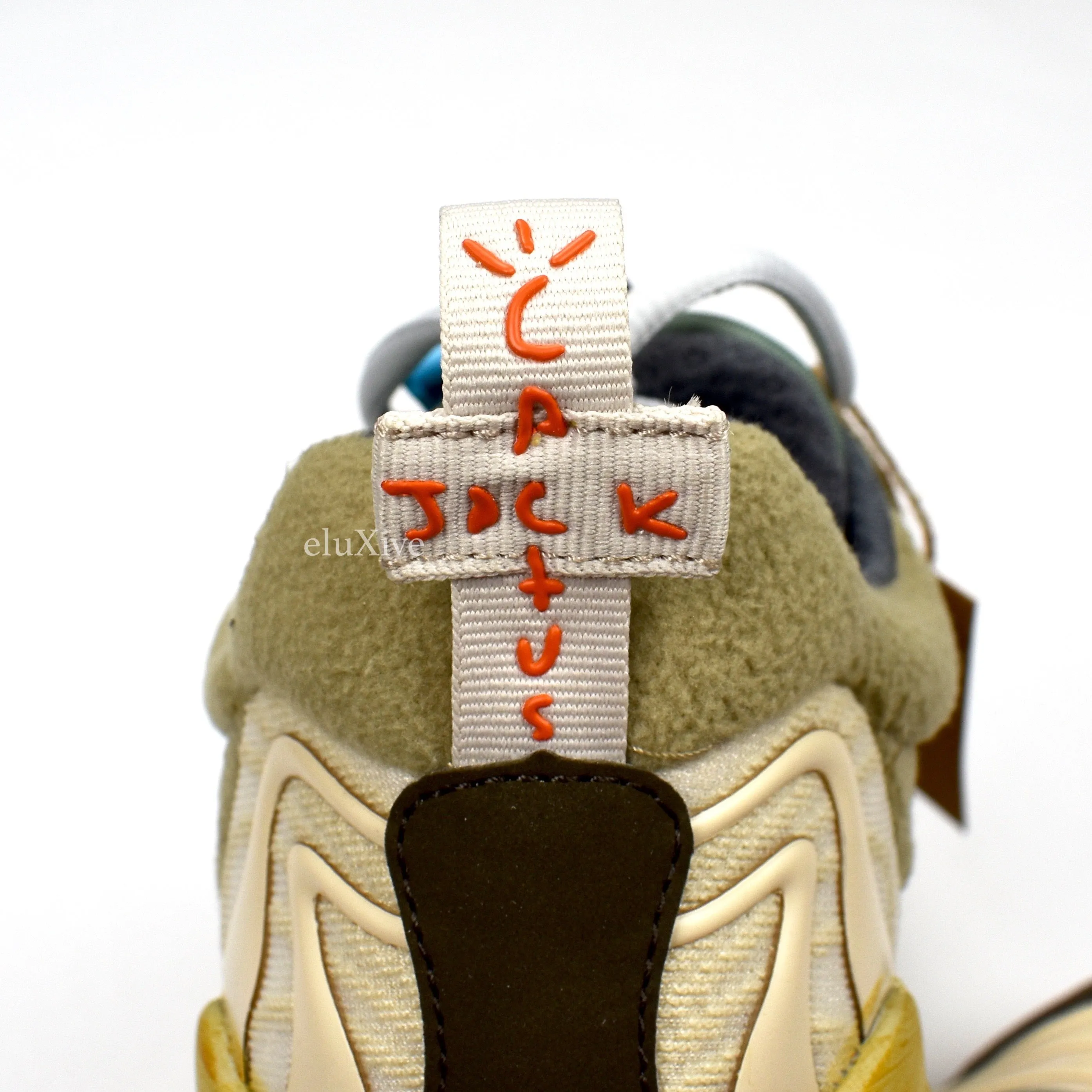 Nike x Travis Scott - Air Max 270 'Cactus Trails'