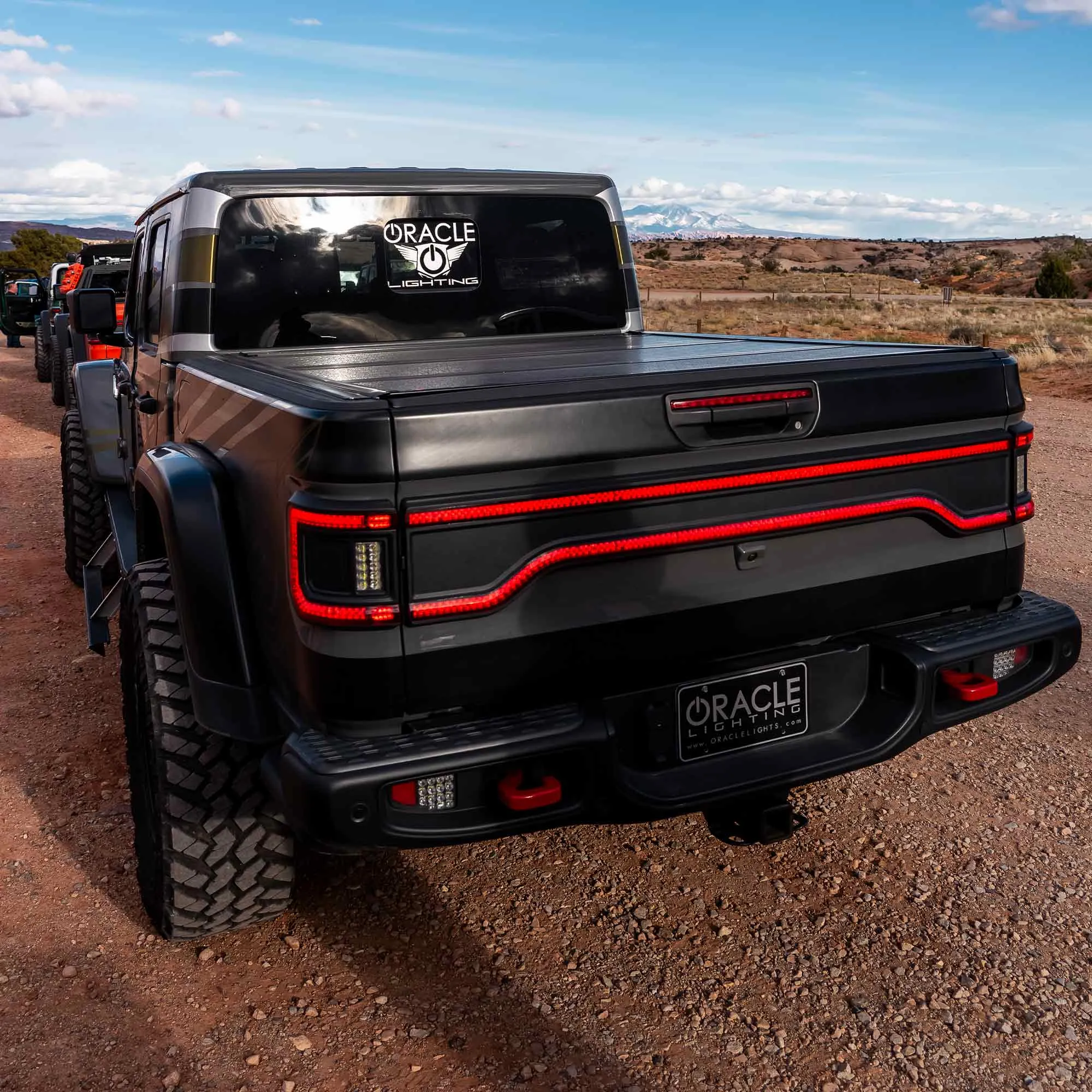 ORACLE Lighting Racetrack Flush Style LED Tailgate Panel Light for Jeep Gladiator JT