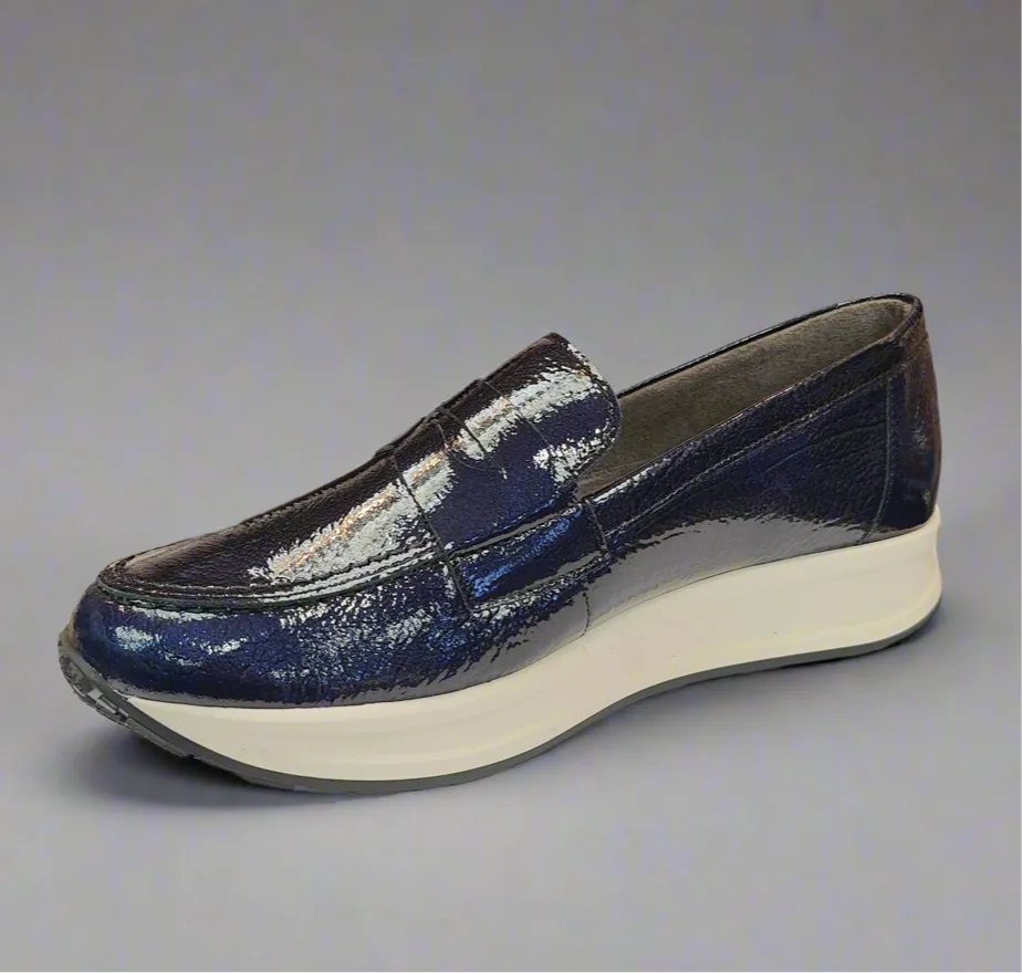 Pitillos Sporty Loafer Navy Patent Leather Slip On 10200 Marino sale