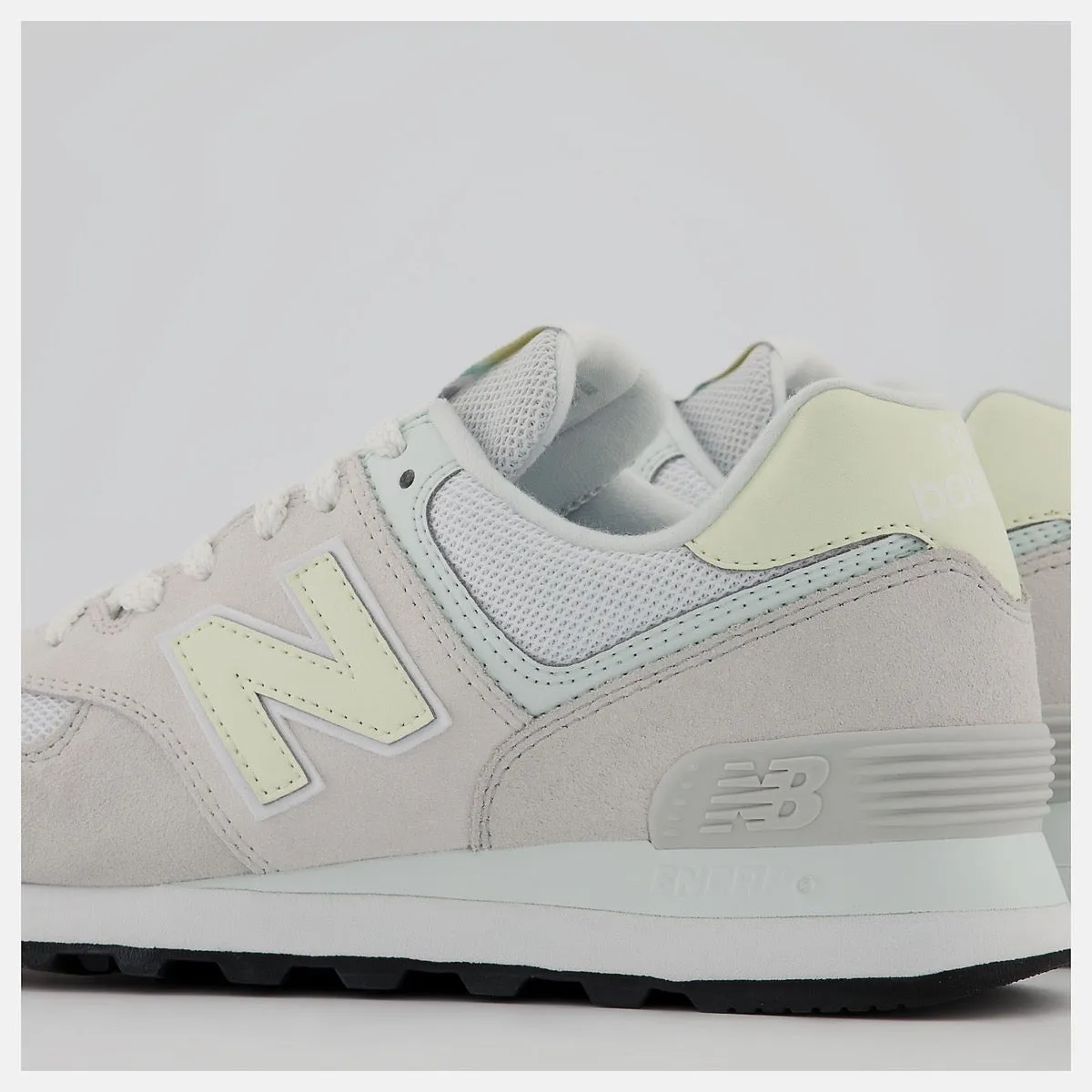 Scarpe Donna NEW BALANCE Sneakers 574 in Pelle colore Nimbus Cloud e Summer Fog