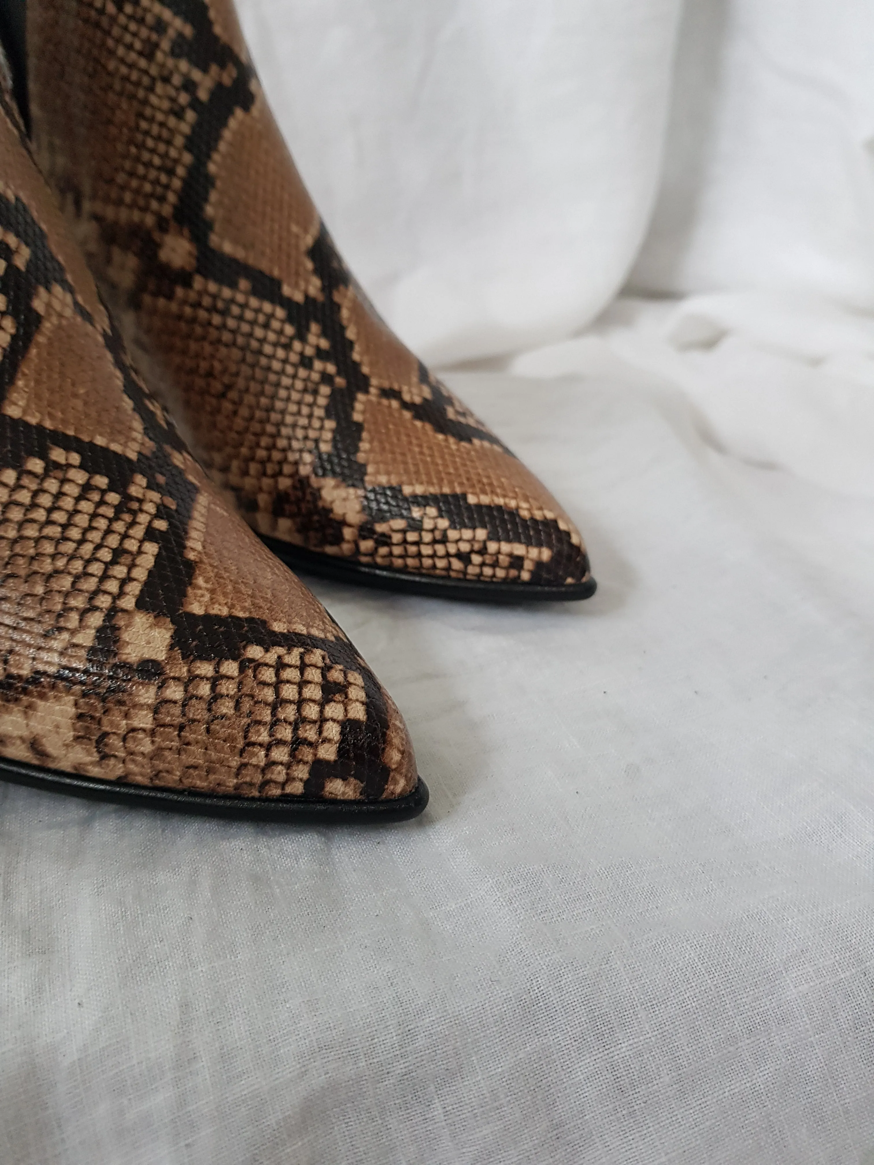 UNISA Kilman Ginger Vipera
