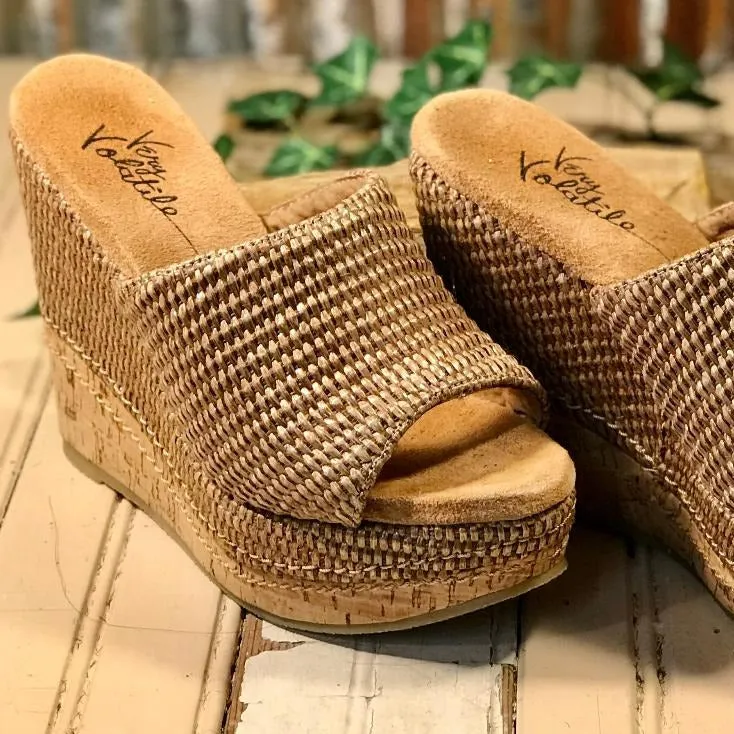 VV Sandals Women's Hampton Platform