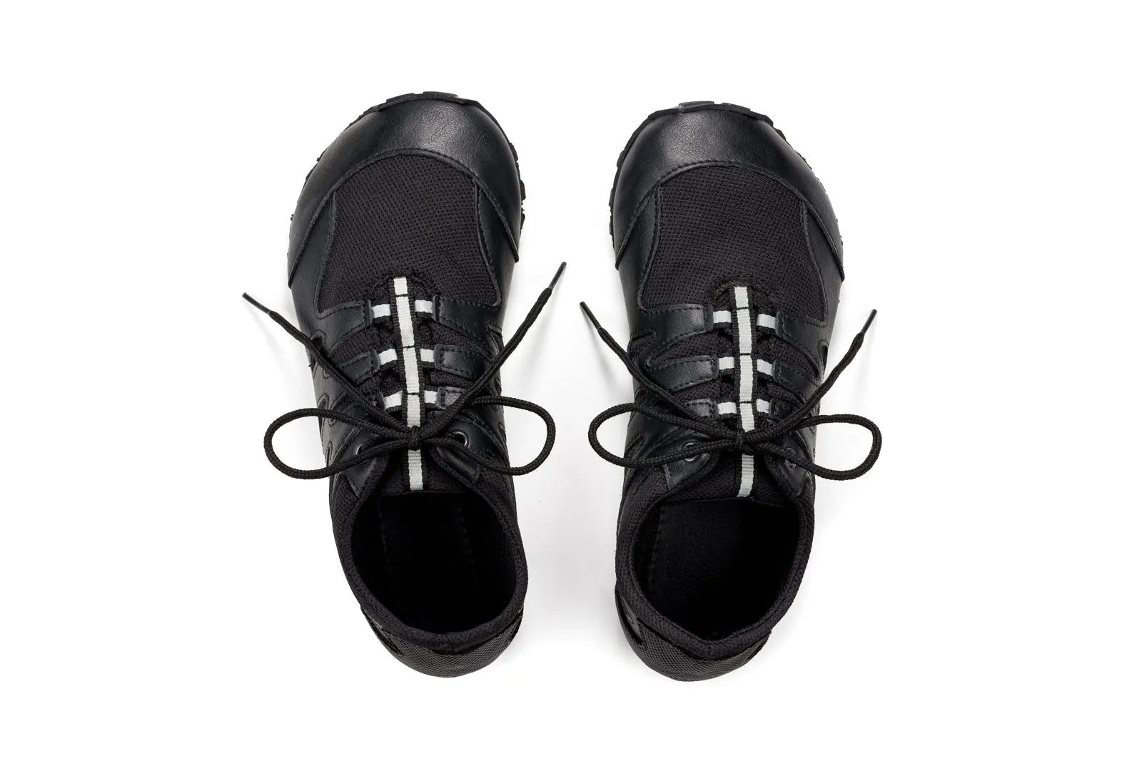 Women’s Chitra Trek&Trail xWide barefoot black sneakers