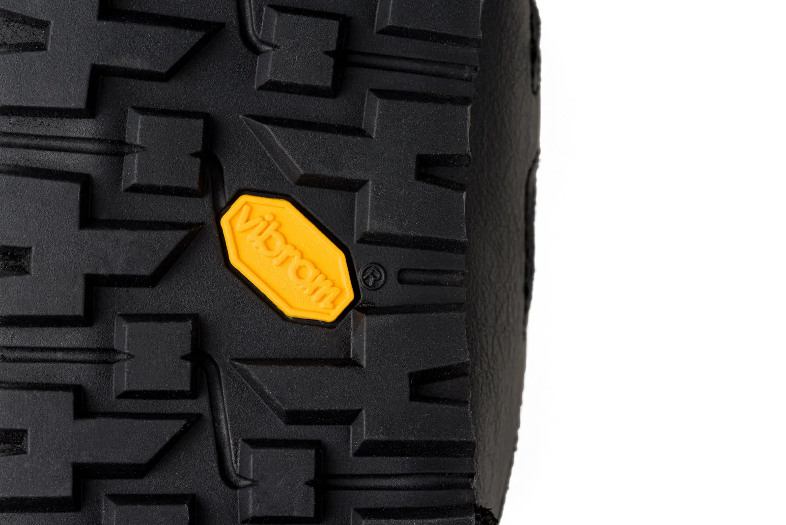 Women’s Chitra Trek&Trail xWide barefoot black sneakers