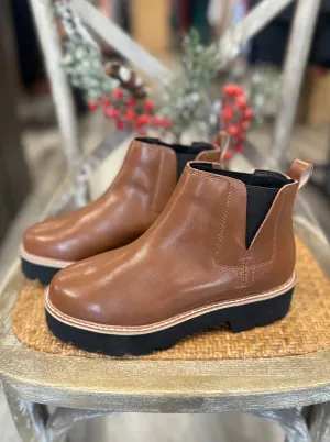 Zari Chelsea Boot